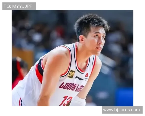 换装篮球明星展现多元风格与个性魅力的时尚之旅